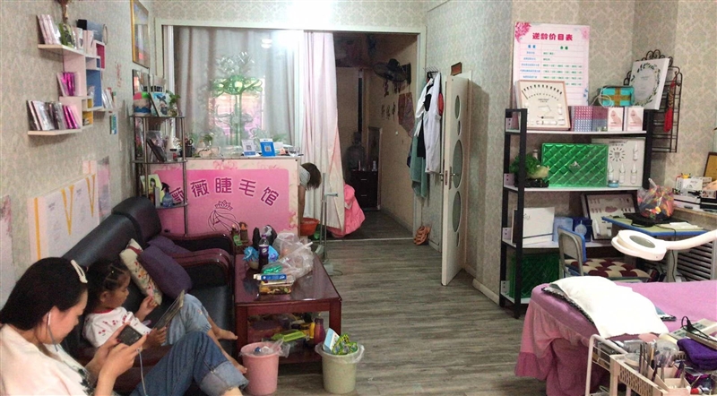 桃山區(qū)黃金地段半地下門(mén)市